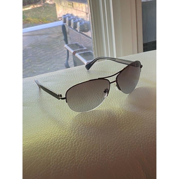 Diane Von Furstenberg Accessories - Diane Von Furstenberg Aviator Sunglasses